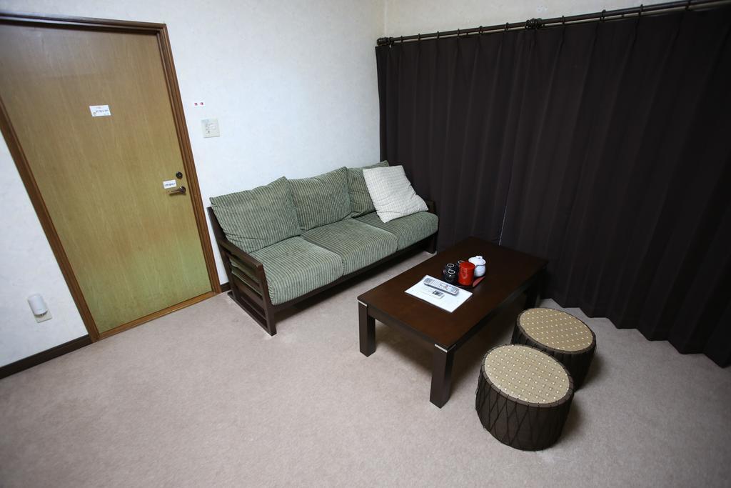 Hotel Minshuku Tenhou Takachiho Exterior foto