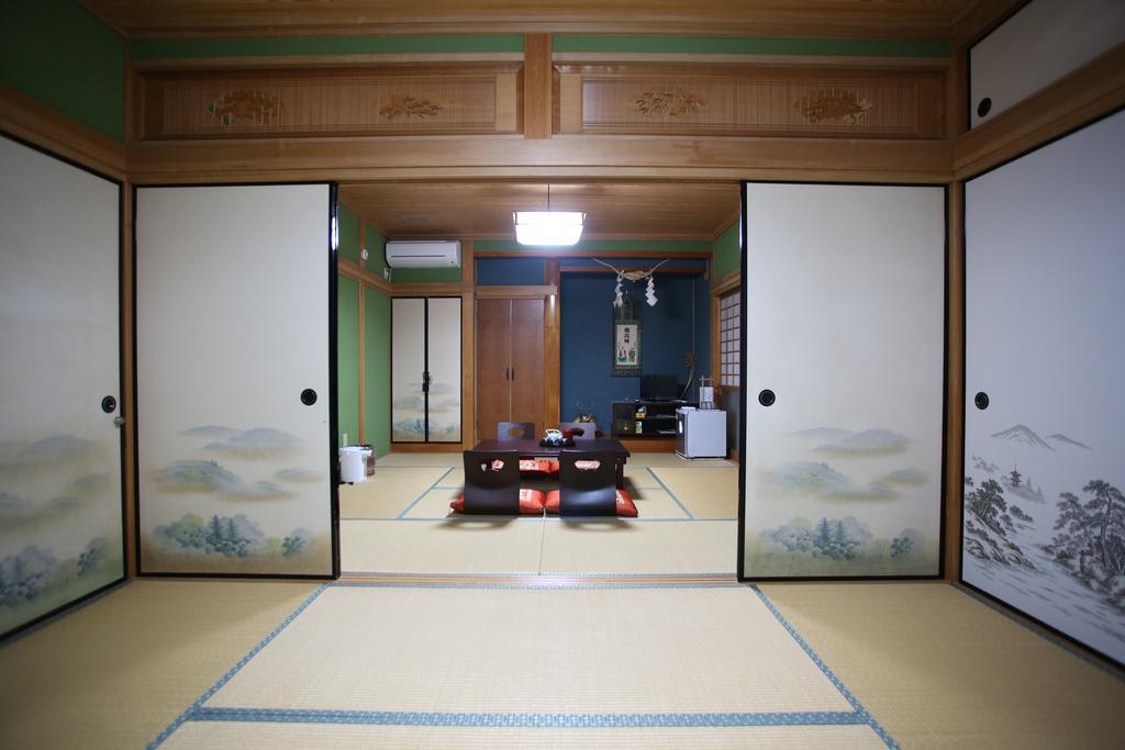 Hotel Minshuku Tenhou Takachiho Exterior foto