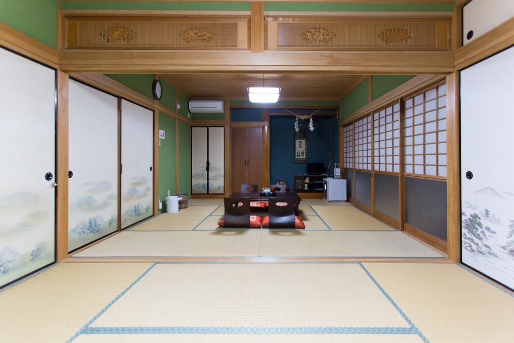 Hotel Minshuku Tenhou Takachiho Exterior foto