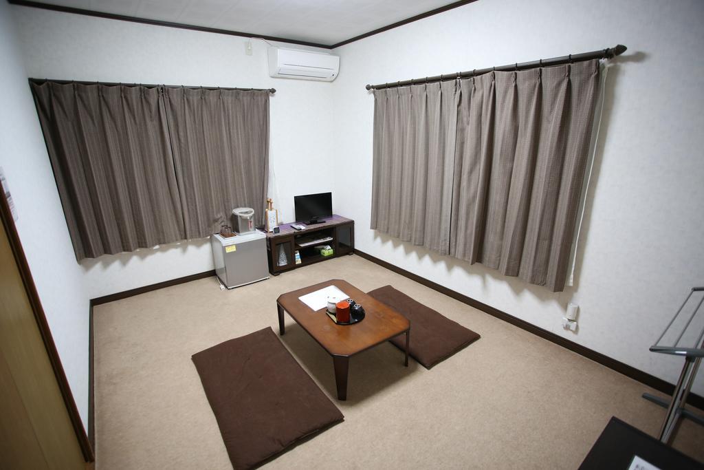 Hotel Minshuku Tenhou Takachiho Exterior foto